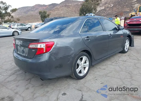 2012 Toyota Camry Se z USA, uszkodzony, nr VIN 4T1BF1FK3CU617472
